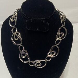 Avon Vintage Silver Tone Abstract Modern Scroll Link Statement Necklace 18"